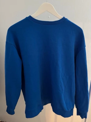 Oversized tröja  - Från NAKD strl S