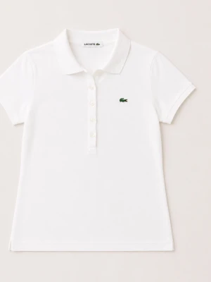 Lacoste piké - Tjena, jag säljer en riktigt snygg och populär Lacoste piké😁 Den är i mycket bra skick och har inga fläckar eller skador☺️ Den är självklart äkta✅ Skicka om du har några frågor😄