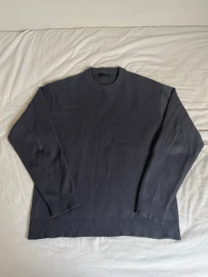 Zara sweatshirt  - Sweatshirt från Zara i storlek S 