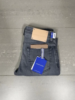 Helt Nya Jacob Cohën Jeans   - Säljer nu dessa Helt Nya Jacob Cohën Jeans, skriv för fler bilder/frågor🙌🏼