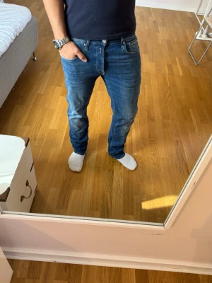 Replay Grover jeans  - Replay Jeans | Bra skick | Storlek 32/34 | Pris - 499kr | Modellen är ca 181cm lång | Hör av dig vid minsta fråga eller fundering!!