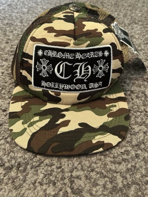Chrome hearts keps - En helt ny Chrome hearts keps i camouflage färg. Skriv för mer information!!