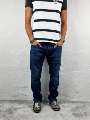 Replay jeans  - Ett par riktigt snygga jeans från Replay i storlek W31 L30 i modellen Rocco 