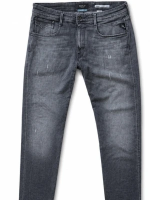 Replay jeans  - Säljer dessa feta replay jeans i skick 9/10 köpt innan sommaren började. Köpt från jeansbolaget för 1600kr de har blivit för stora  för mig därför säljer jag de. Storlek 36/32. Med tanke på att jag max använt de 10 gånger under sommaren är priset väldigt bra. 