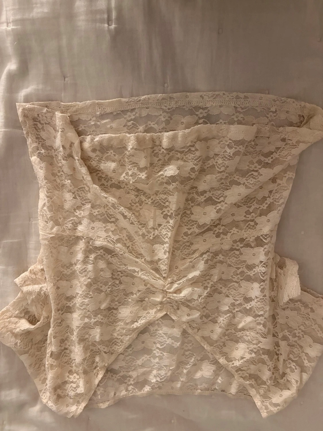 Beige spets topp