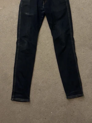 Replay jeans - Snygga stilrena replay jeans i storlek W29 L32