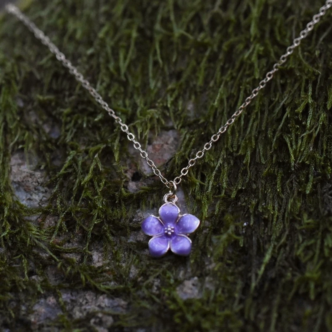 Halsband Blåsippa - 90