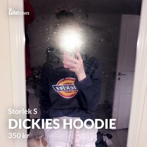 Dickies hoodie  - En blå hoodie 