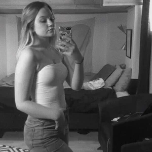 Tubtopp - Vit basic tubtopp i storlek xs men passar även S.