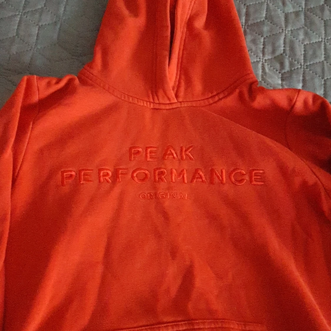 Peak performance hoodie - 90
