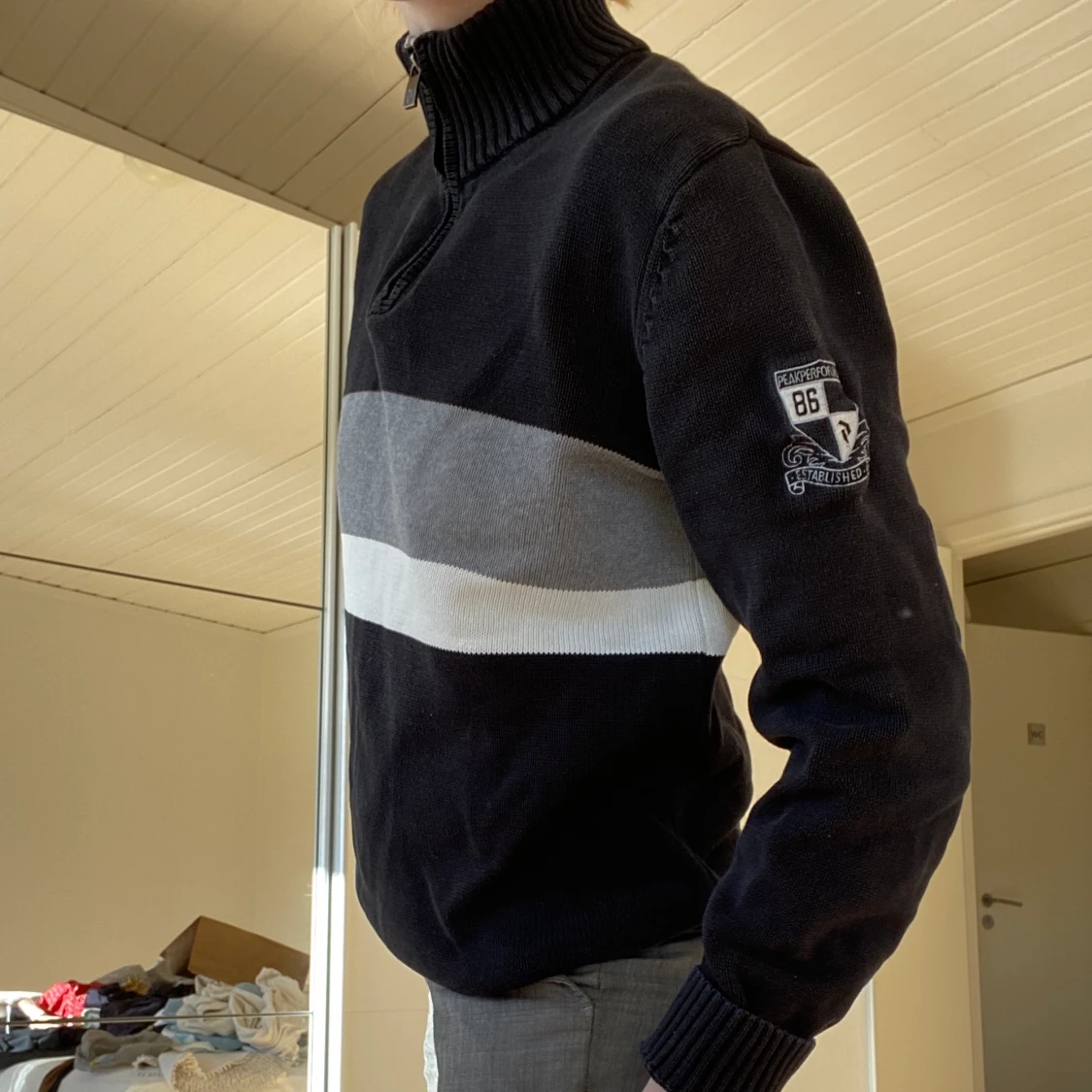 Riktigt snygg och skön tjocktröja - 90