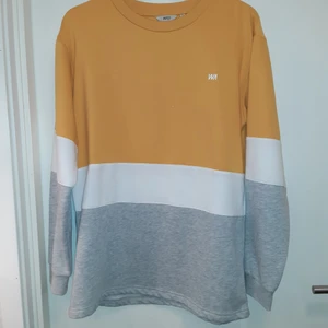 Tjocktröja - Mysig tröja från stadium