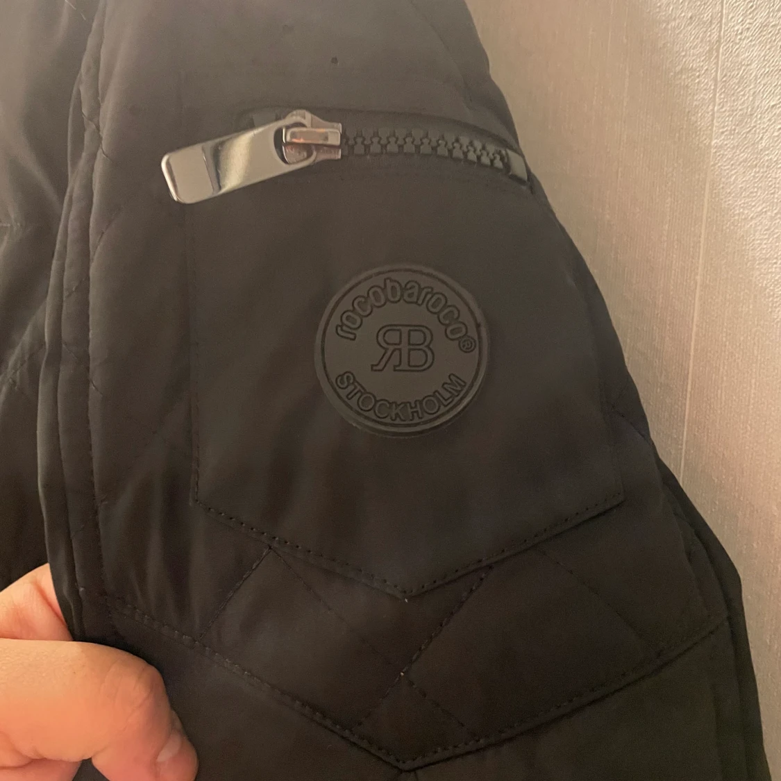 Svart lång vinter jacka - 90