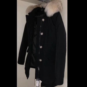 Woolrich - Som ny, inga defekter, använd en månad förra vintern. Pris enligt överenskommelse. 