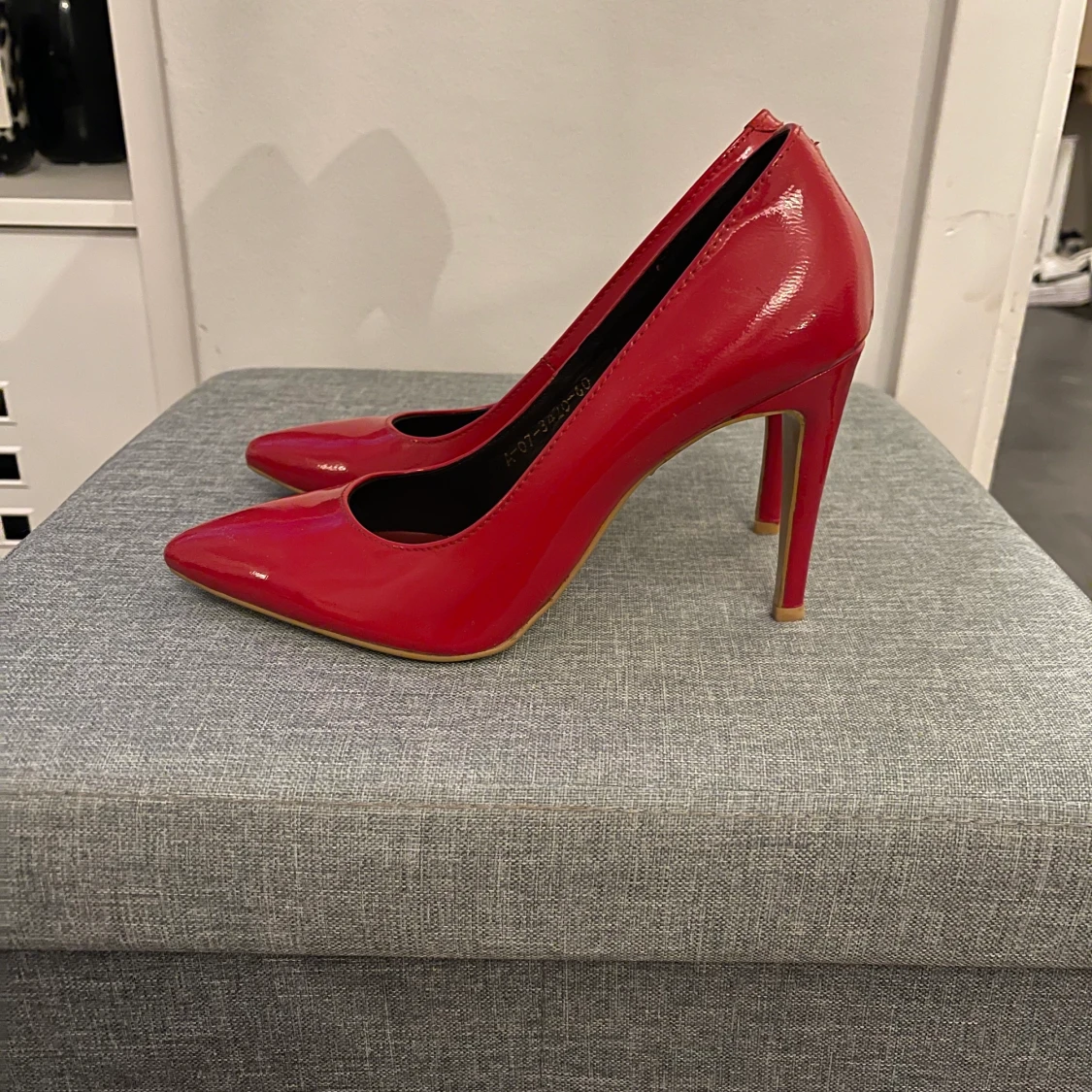 Röda pumps i lack - 91