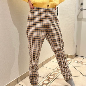 Cool checkered pants  - Karen by Simonsen pants. Aldrig brugt 