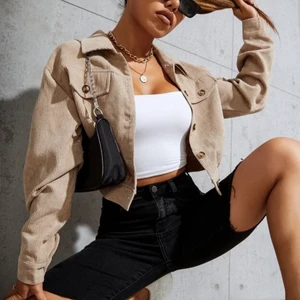 Superfin jacka - Skriv vid frågor! Ser exakt ut som på bilden ❤️