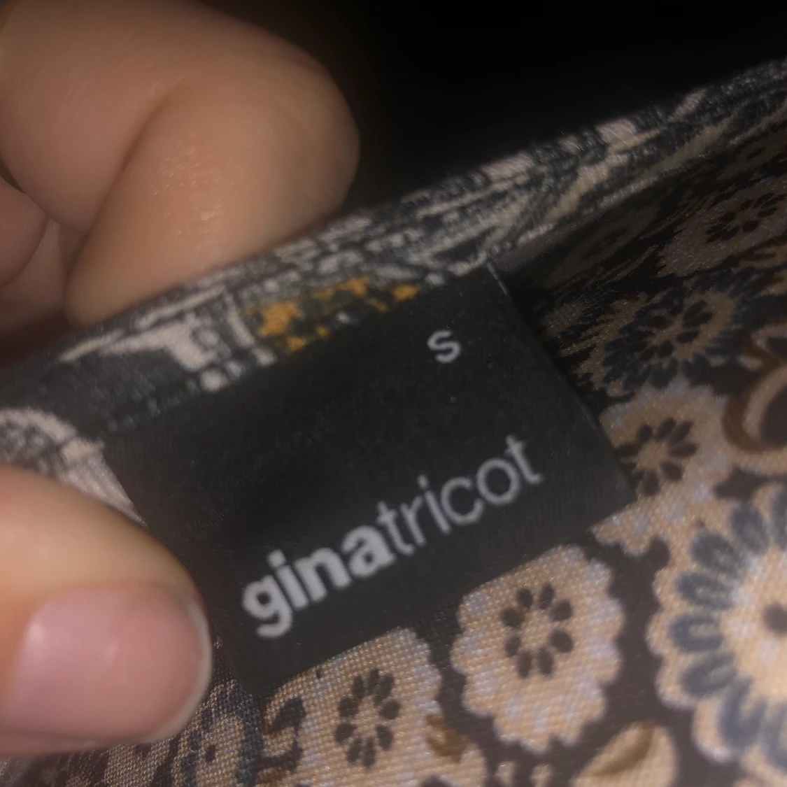 Klänning från gina’s äldre kollektioner - 90