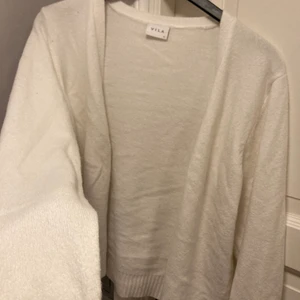 Vit kofta  - Fin ”kofta” från vila. Använd 1-3 gånger så i mycket fint skick