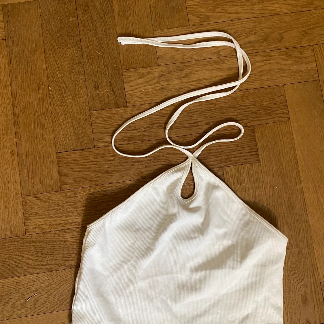 Vitt halterneck linne