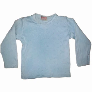 Baby tee - Fick precis hem denna tröja jag köpte på plick men som dessvärre inte passade:(