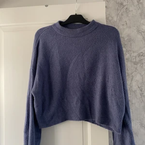 Tröja  - Cropad tröjan