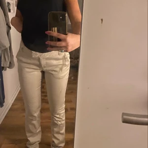 Kostymbyxor - Beiga kostymbyxor, strl s