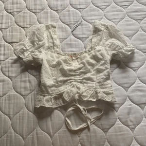 Linne/ topp - Knappt använt linnet! Bra skick