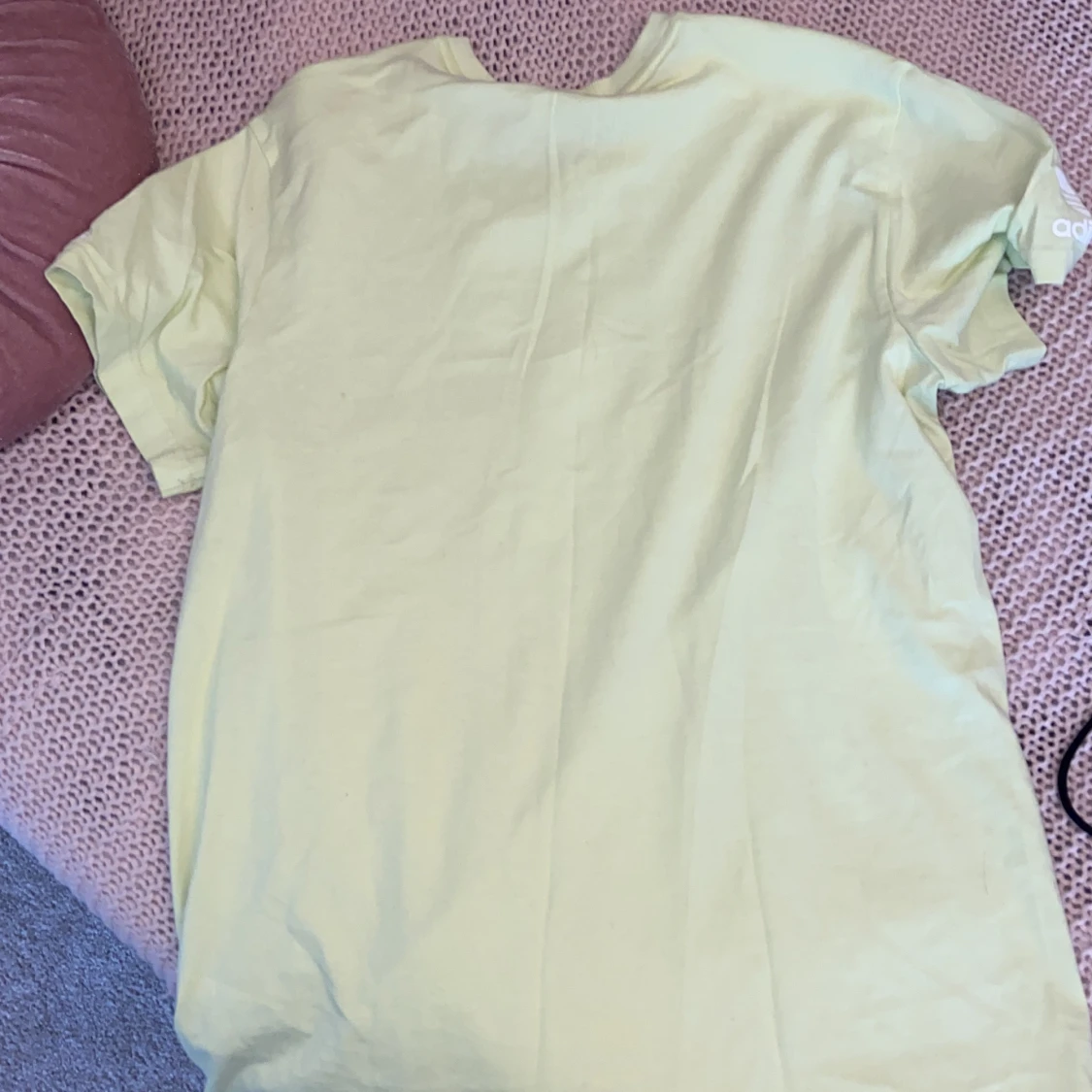 Neon gul Adidas tröja,äkta  - 90