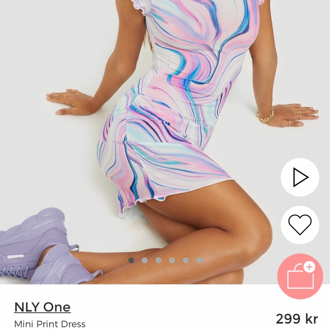 Helt ny klänning från nelly