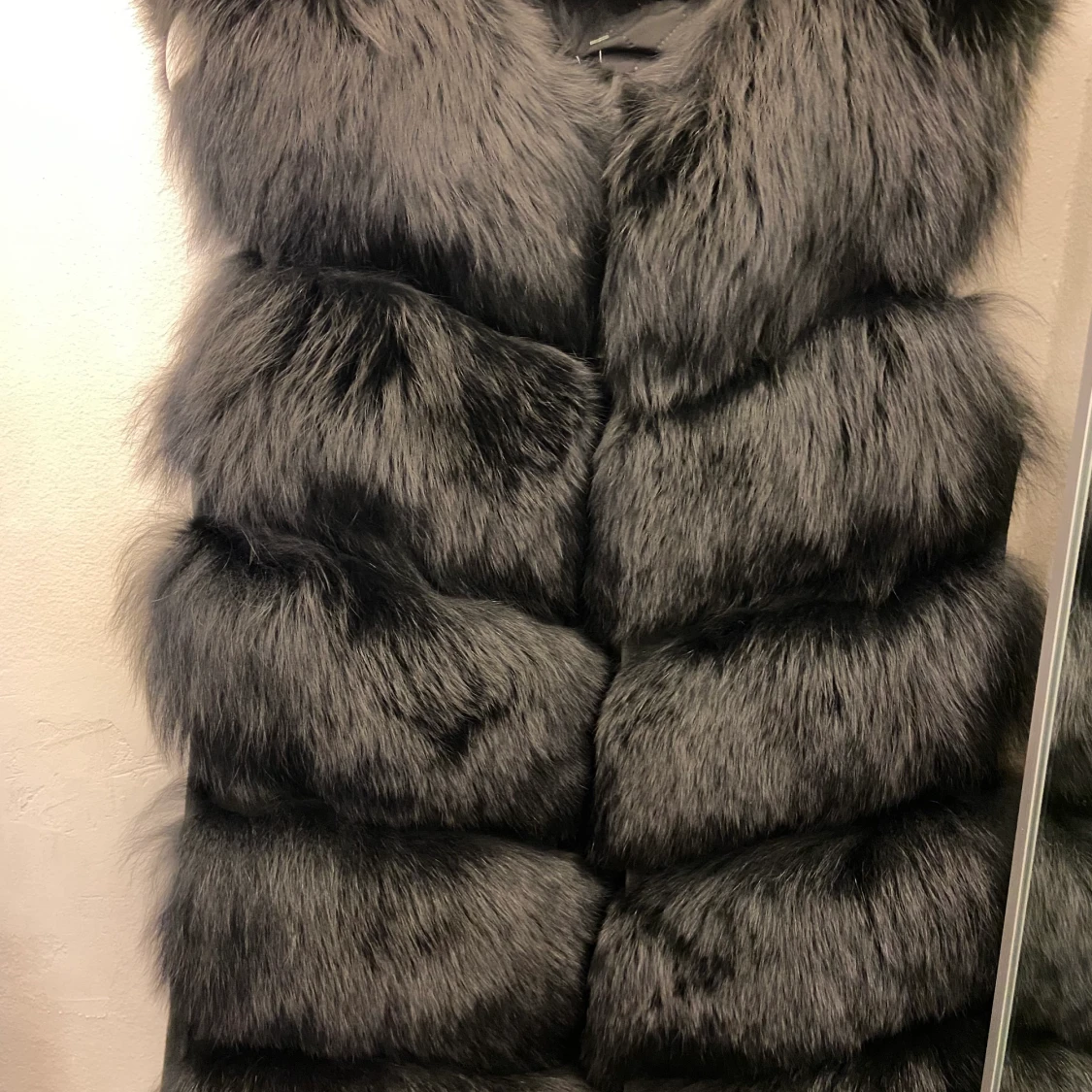 Helt ny pälsväst xs/s 