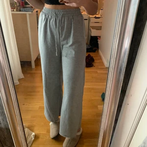 Okänt - Så sköna mjukisbyxor, lite korta om man är över 175