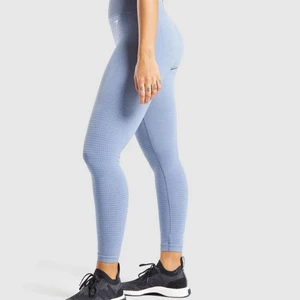 Gymshark tights - Träningstights från gymshark. Modell vital seamless, färgen blue marl.💙 Storlek S, riktigt bra skick! 