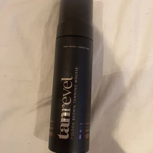Tanrevel - Tanrevel mousse så himla himla fin i färgen använd 2 ggr och säljer pga köpt den nya tanrevel pro denna produkt är slutsåld men nypris 375 