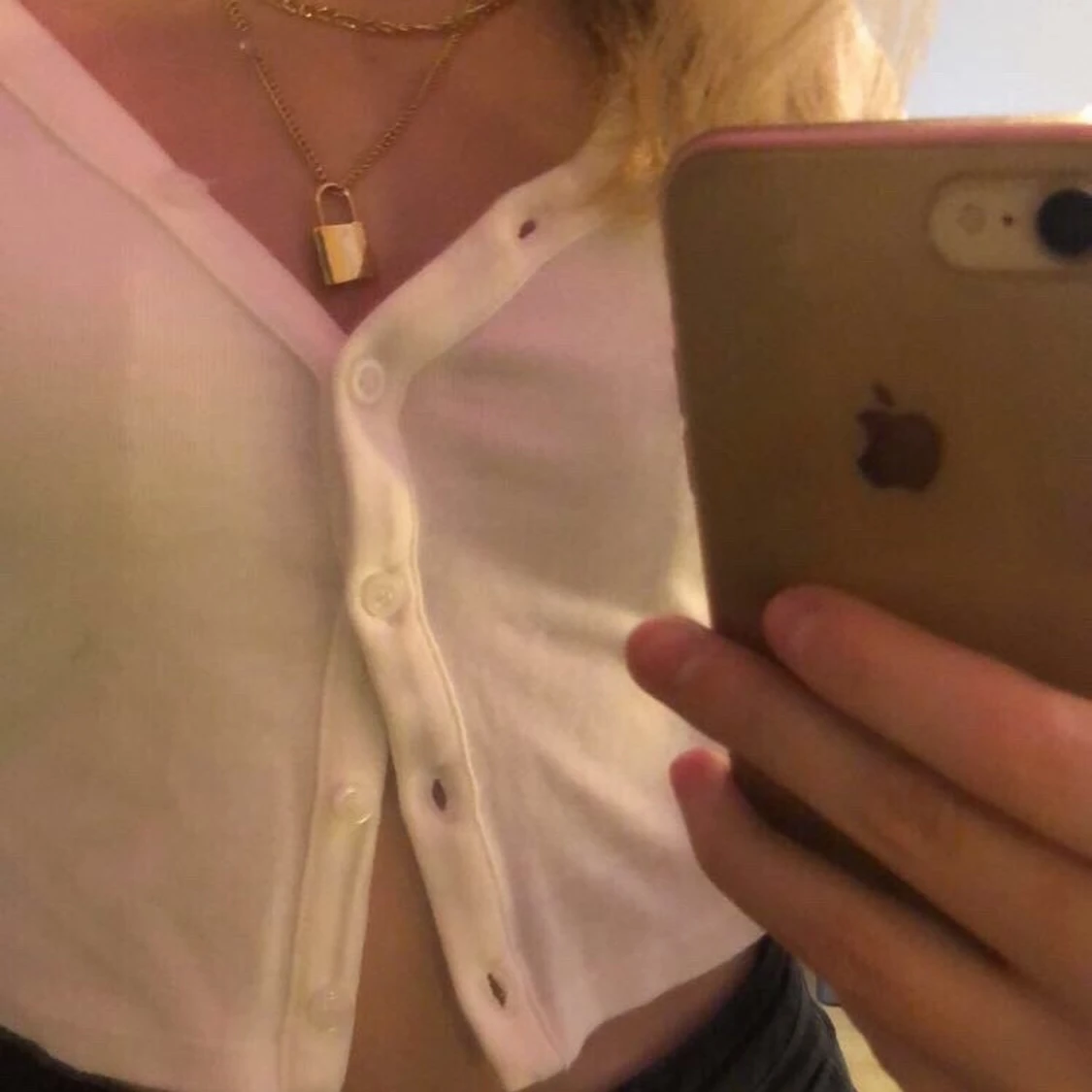 Vit kofta med knappar - 90