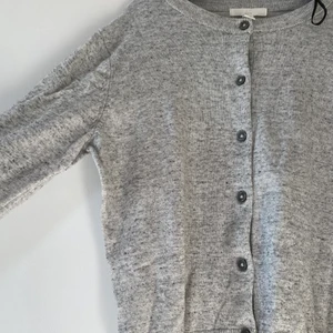 Kofta - Grå kofta från hm💕