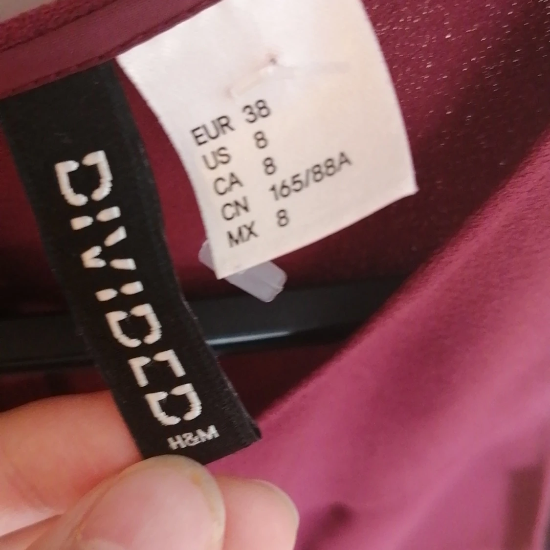 En kort ljus klänning, storlek 38 - 91