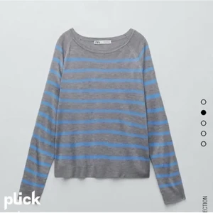 Blå randig tröja från Zara - Säljer denna populära tröja från zara då den aldrig har kommit till användning, buda från 50kr ❤️