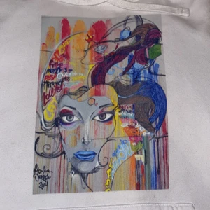 The cool elefant hoodie - En jättesnygg hoodie från the cool elefant. Använd rätt mycket men trycket är fortfarande fint. Storlek M men sitter som en S. Nypris 599kr