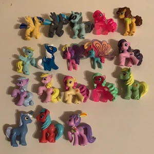 My little pony figurer - My little pony figurer i bra skick! 15kr st eller alla för 250 med frakt :)