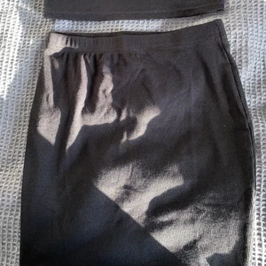  Two piece outfit  -  Har aldrig blivit använd för att storleken var liten på mig annars som är jätte fina och sköna 