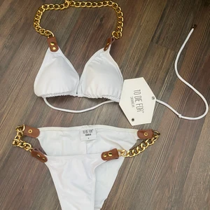 Bikini - Aldrig använda! Skit snygga men för små för mej 