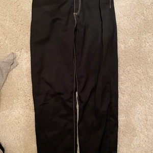 Eytys Benz - Ett par Benz Cali byxor från eytys! Storlek 32