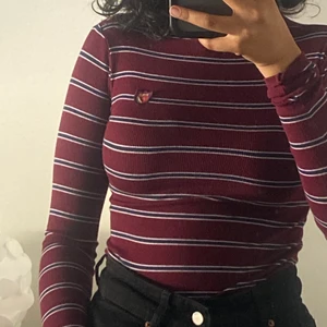 långärmad tröja från Ralph Lauren. - super söt, korn sliten och mycket stretchig.