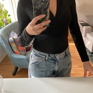 Body bik bok  - Knappt använd topp från bik bok , storlek S.