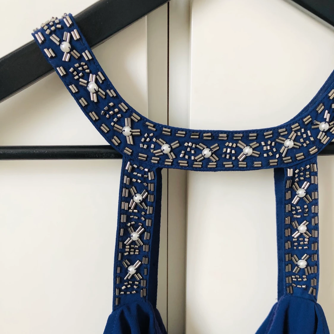 Mörkblå klänning med strass - 91