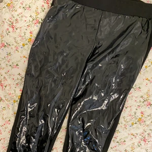 Latex byxor - Byxor fr gina