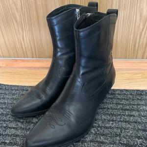 Boots Vagabond  - Boots från Vagabond!  Använd ett fåtal gånger ☀️