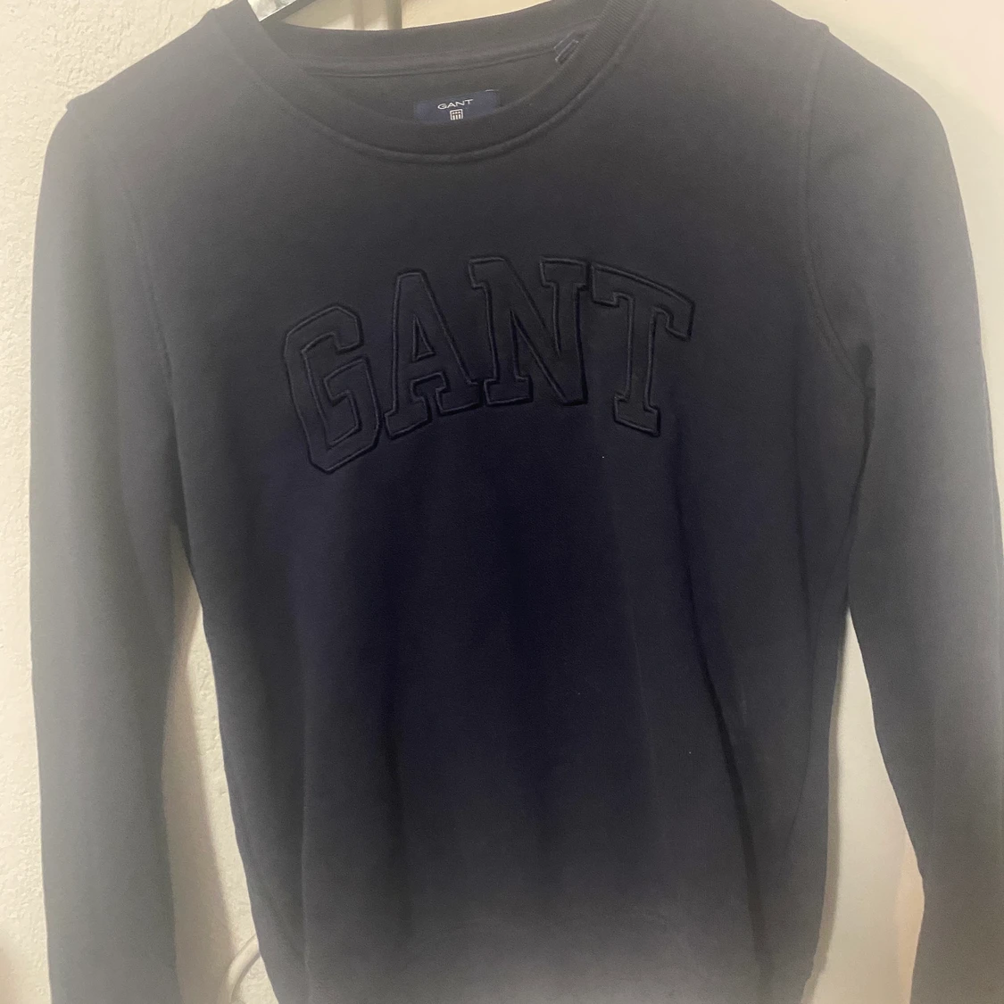 Marinblå Gant tröja
