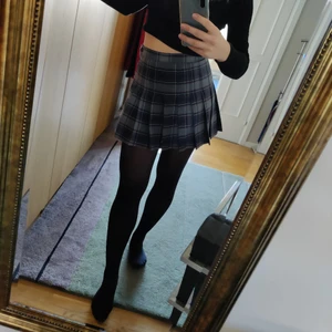 American Apparel tenniskjol - En tennis skirt från American Apparel i perfekt skick! Nypris 600. Skickar mot frakt :) 